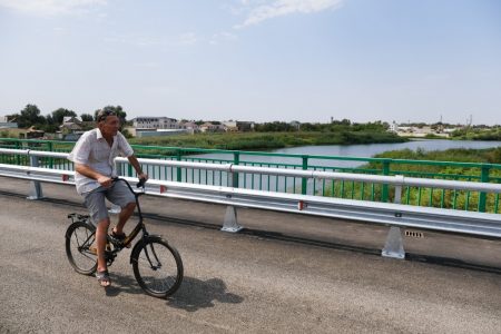 В Астрахани запустили движение по милицейскому мосту