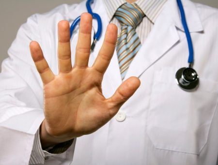 Бывший сотрудник минздрава Астраханской области выступил с публичным заявлением