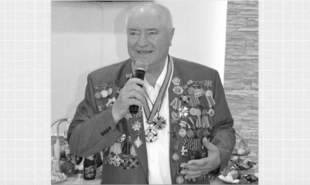 В Астраханской области открыли памятную доску известному земляку