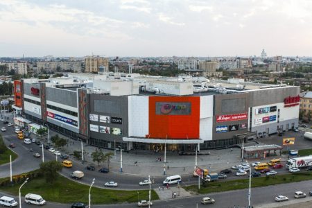 Астраханцы судятся против ограничений на посещение торговых центров