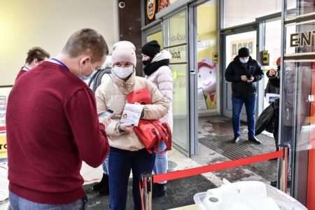 В Астраханской области изменили правила поведения при коронавирусных ограничениях