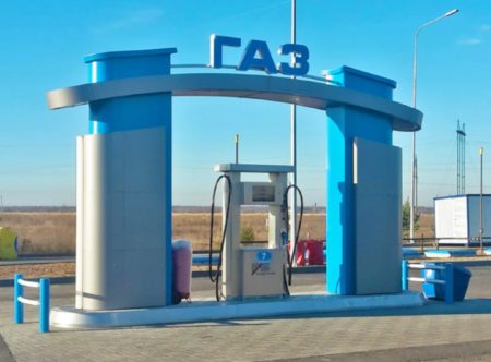 В Астраханской области планируют построить завод по производству газа для автотранспорта