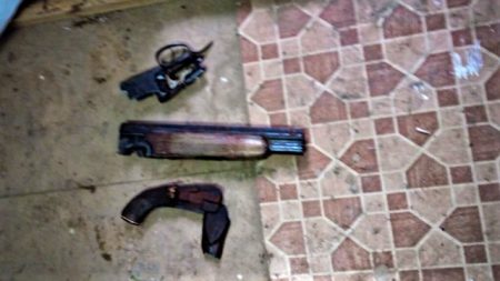 Житель Астраханской области прятал обрез с патронами под матрасом