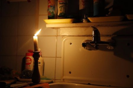 Ни тепла, ни света, ни воды. Как федеральное министерство обмануло астраханцев