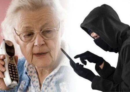 Жительница Астраханской области лишилась более полумиллиона рублей