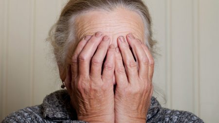 Астраханец подозревается в изнасиловании пенсионерки