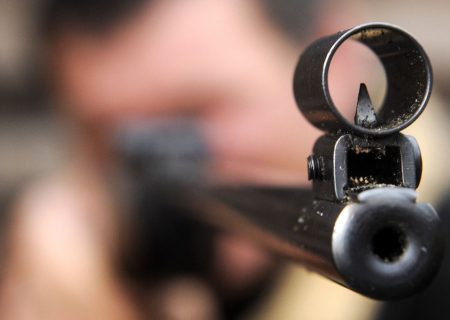 Пьяного астраханца выстрелившего по ребенку с балкона отправят под суд