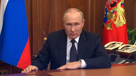 Путин объявил о военной мобилизации в стране