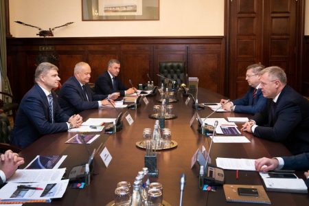 Игорь Бабушкин провёл рабочую встречу с председателем правления «Российские железные дороги»