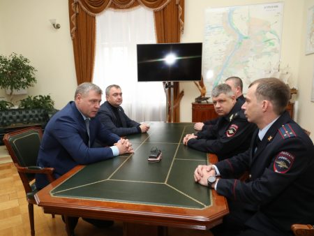 АСТРАХАНСКИЙ ГУБЕРНАТОР ОБРАТИЛСЯ К СОТРУДНИКАМ ОРГАНОВ ВНУТРЕННИХ ДЕЛ