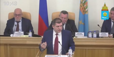 В Астрахани начался судебный процесс Коняева против облдумы