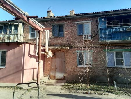 «Из одного аварийного жилья в другое». Как реализуется программа переселения граждан в Красноярском районе Астраханской области?