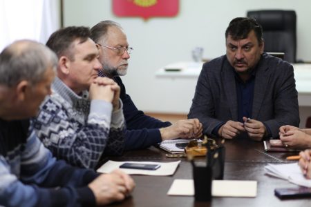 В администрации Ахтубинска прошло совещание, где обсудили работу водоканала и инициативы горожан