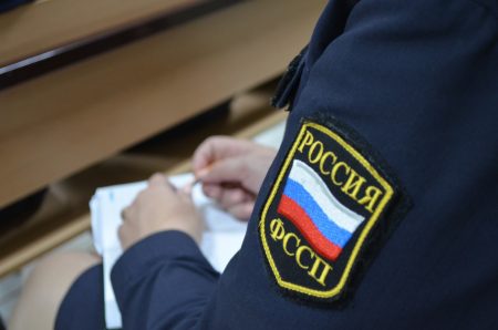 В Астраханской области организация оплатила задолженность только после ареста участка