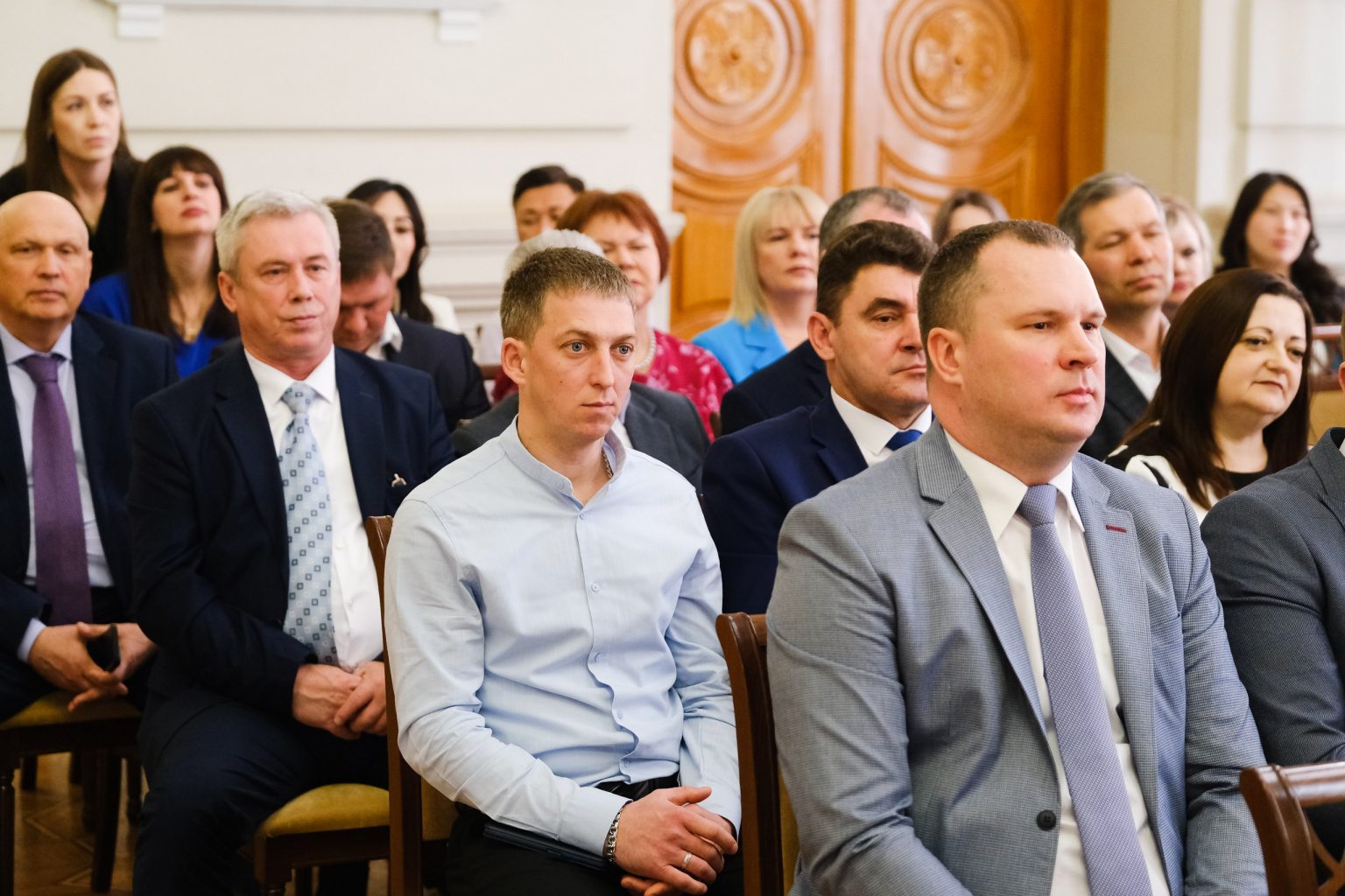 В Астрахани лучшим работникам ЖКХ и бытового обслуживания вручили почетные грамоты и благодарственные письма