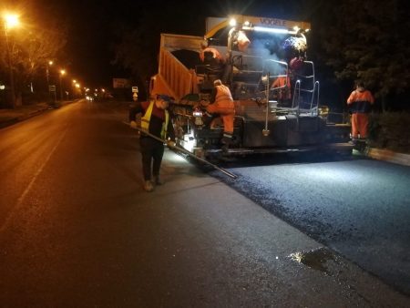 Астраханские улицы ремонтируют в праздничные дни