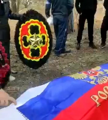 В Енотаевском районе администрация не помогла в погребении героя СВО