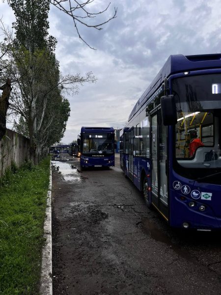 На улицы Астрахани вышел «Бессмертный автополк»