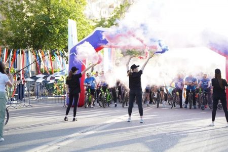 Более 7000 астраханцев стали участниками ежегодного городского велопарада