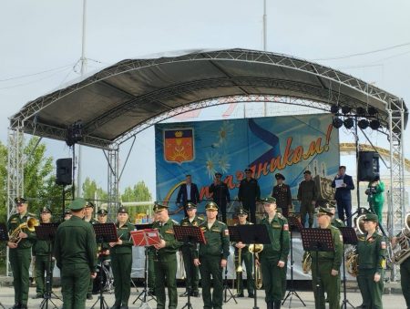 На севере Астраханской области состоялась акция «Военная служба по контракту в вооруженных силах – твой выбор!»