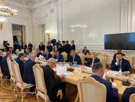 Астраханский губернатор обсудил с главой МИД Сергеем Лавровым развитие международных связей с Азией