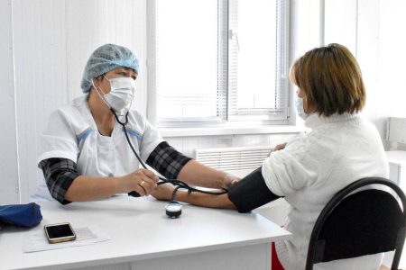 Астраханские больницы получили новое медоборудование