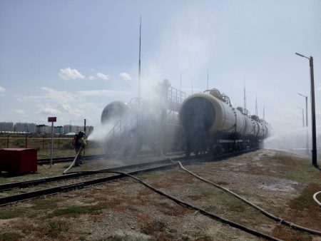 В Астрахани прошли командно-штабные учения на газонаполнительной станции