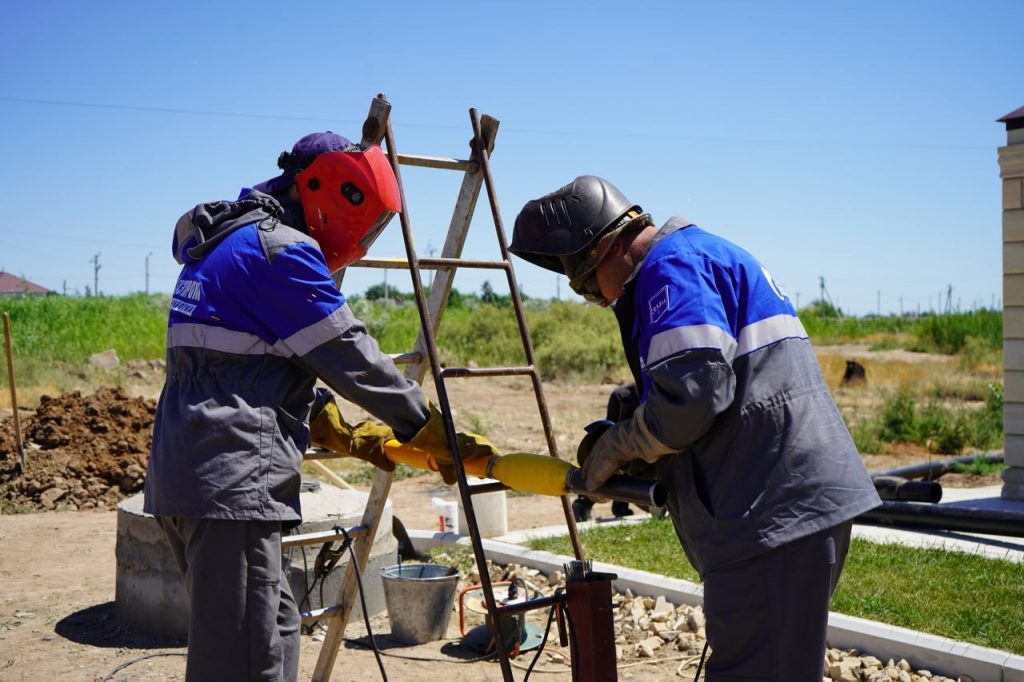 В астраханском селе Атал построили газопровод