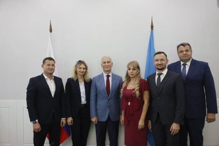 Астраханский губернатор пожелал успеха участникам на федеральном этапе конкурса «Лидеры России»