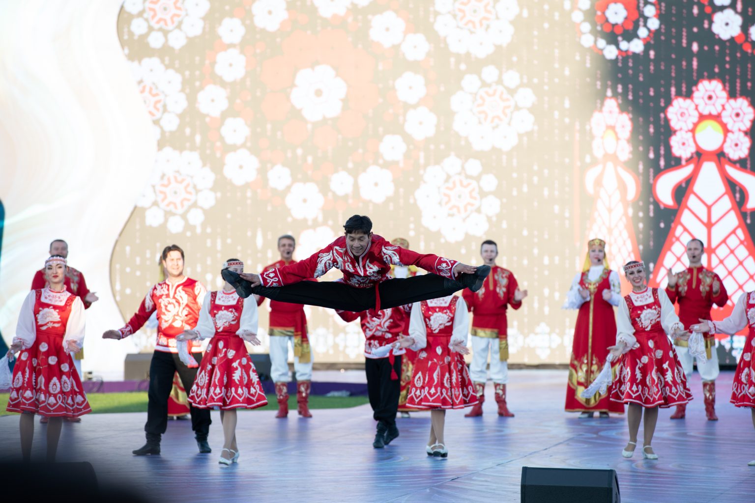 Астраханские коллективы покорили фестиваль Юга России «Кавказские игры»