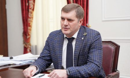 Минобрнауки России назначило и.о. ректора АГУ взамен отстраненного Маркелова