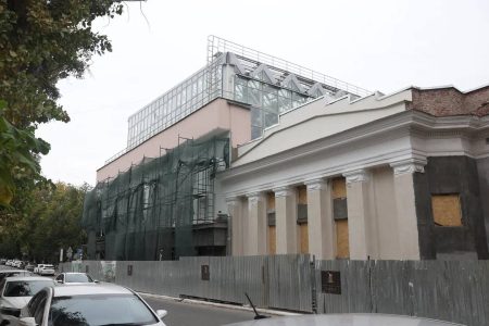 Астраханский губернатор поставил задачу восстановить «Октябрь» на 2 месяца раньше