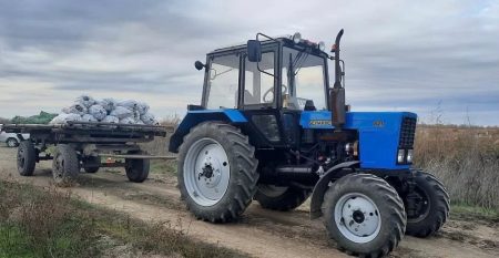 Астраханский СК возбудил уголовное дело в отношении водителя, перевозившего подростка на прицепе