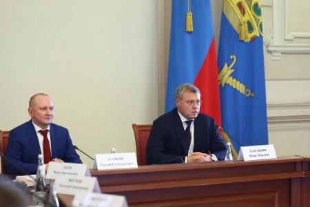 Астраханский губернатор представил результаты реализации нацпроектов замглаве минздрава России
