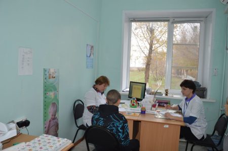 Для маленьких астраханцев с ОВЗ из районов доступна социальная помощь