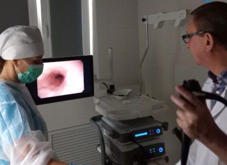 28 современных эндоскопов были поставлены в астраханские медучреждения