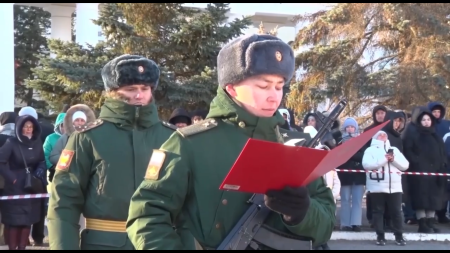 Новобранцы школы техников РВСН приняли присягу в Астраханской области