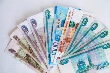 Водители в Астраханской области зарабатывают до 120 тысяч рублей в месяц