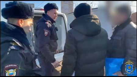 В Астрахани в результате полицейских рейдов выявлены десятки правонарушений
