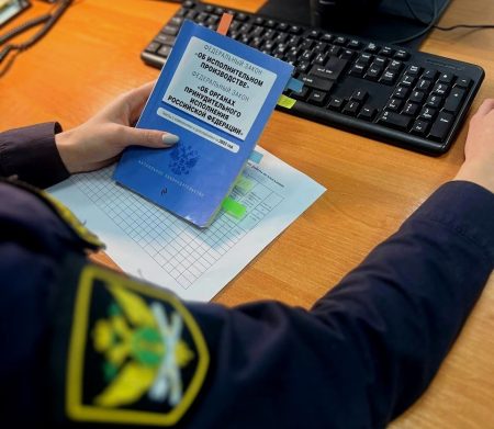 Необычный поворот: астраханец заставил бывшую жену платить алименты