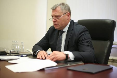 Астраханцев с проблемными вопросами принял Игорь Бабушкин