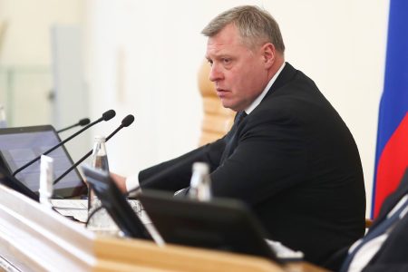 Около 1500 сотрудников силовых структур обеспечат безопасность астраханцев во время празднования Дня Победы.