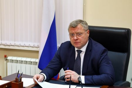 Глава Астраханской области организовал индивидуальную встречу с жителями.