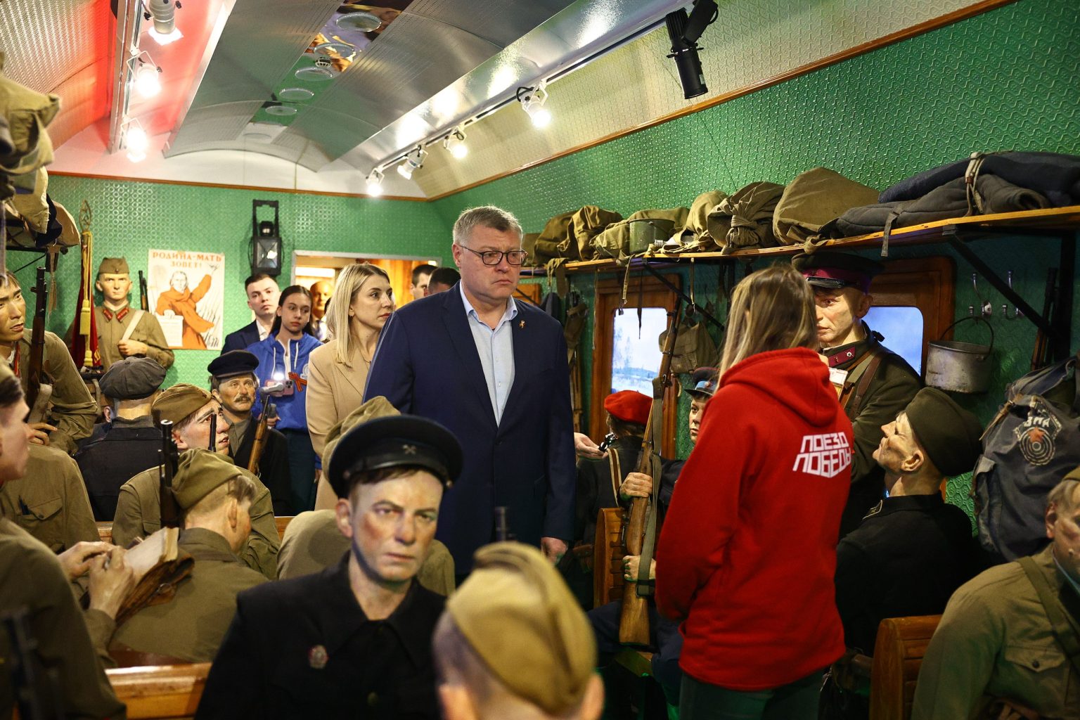 Глава Астраханской области побывал на «Поезде Победы».